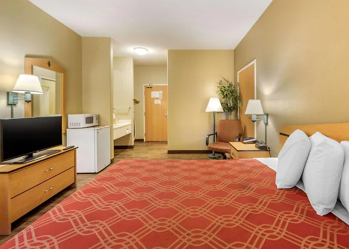 Econo Lodge Airport/Colorado Springs